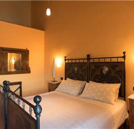 Villa Chiara - 3 Bedroom Villa with Pool near Panicale, Sleeps 6-8